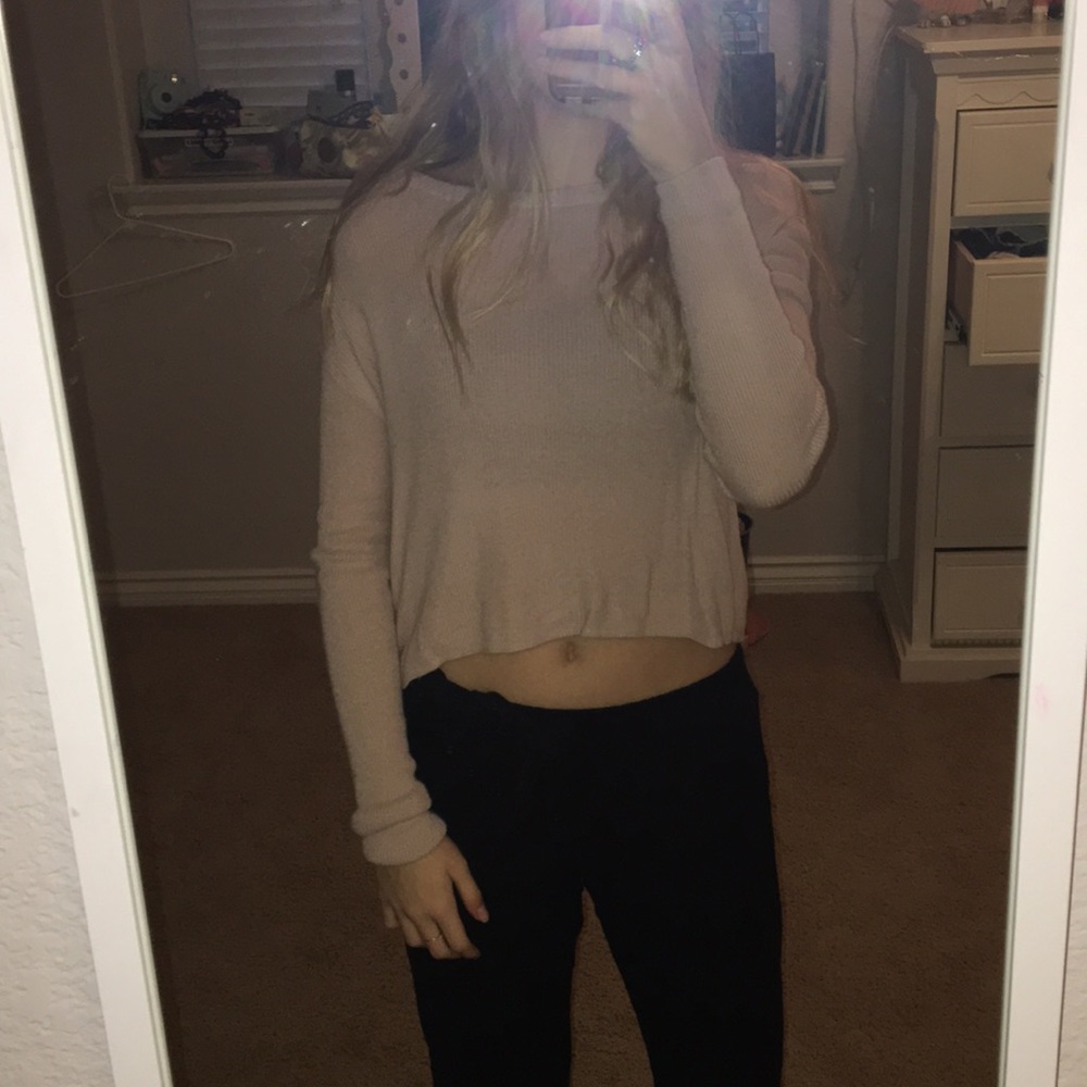 brandy Melville dusty pink sweater